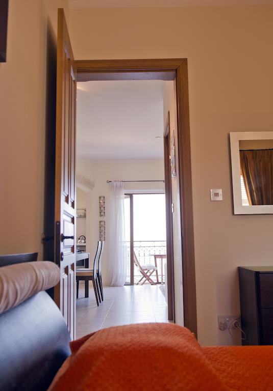 Ascot By The Sea Apartment St. Paul's Bay Room photo